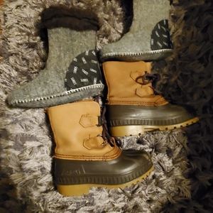 Sorel Boys Boots Size 11